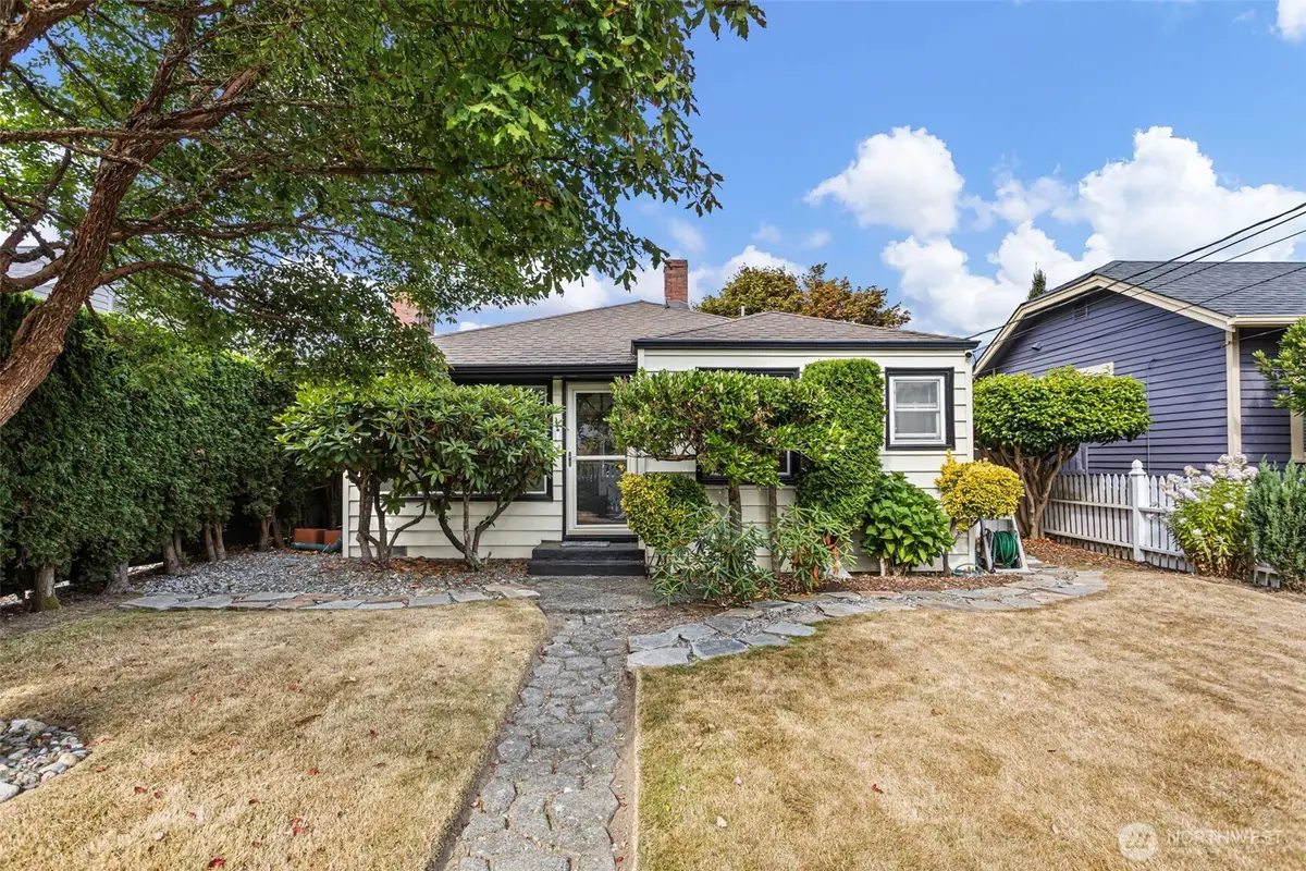 8337 27th Avenue Nw, Seattle, WA 98117 - #1