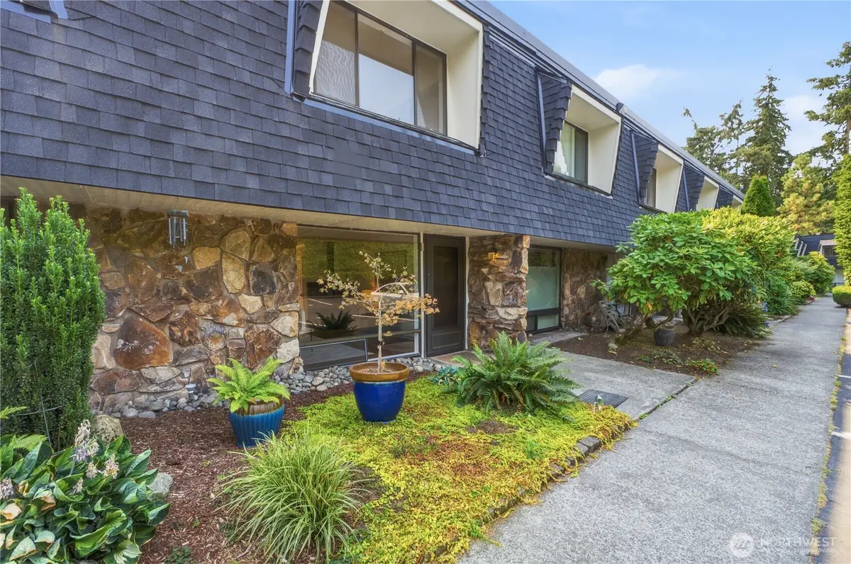 20714 76th Avenue W #4, Edmonds, WA 98026 - #1