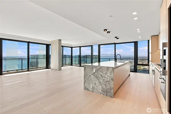 300 Virginia Street #4504, Seattle, WA 98101