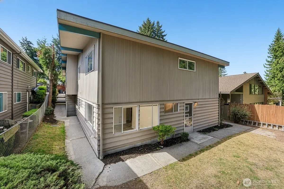 2352 49th Avenue Sw, Seattle, WA 98116 - #1