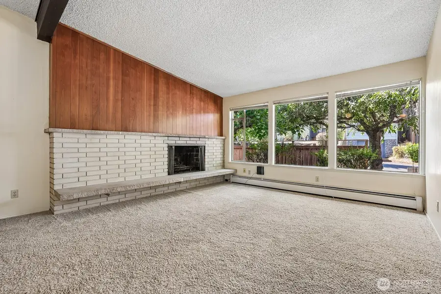 2352 49th Avenue Sw, Seattle, WA 98116 - #3