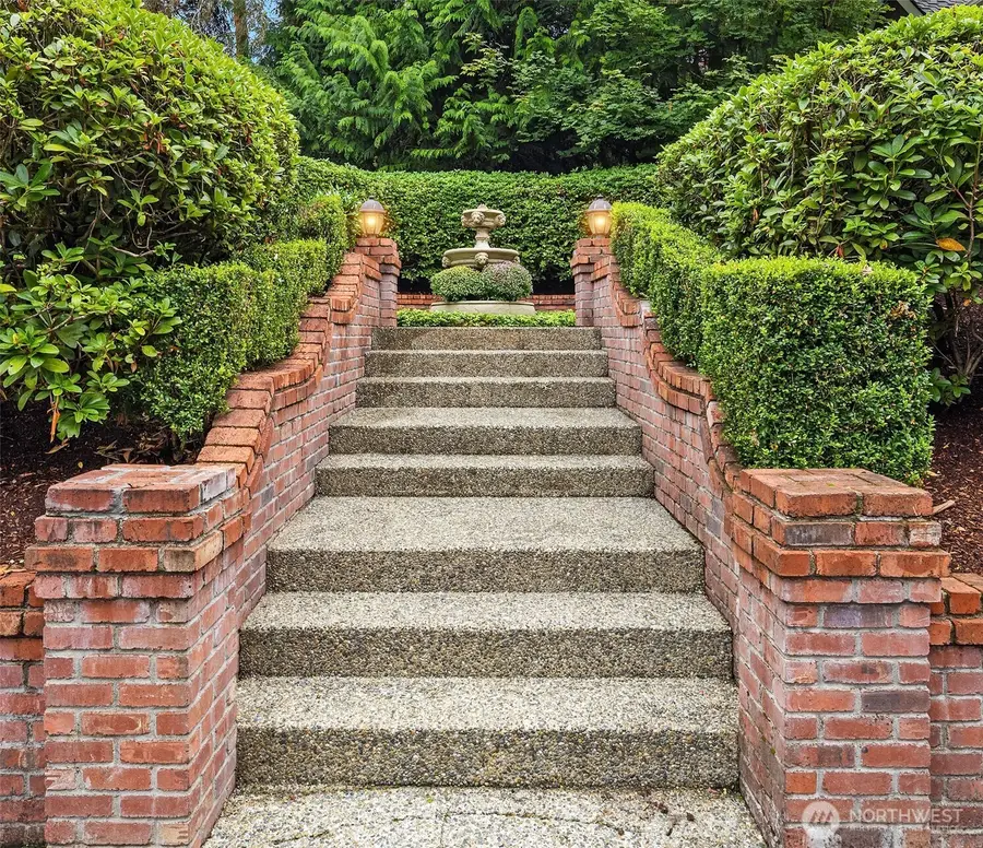 16701 Saybrook Drive Ne, Woodinville, WA 98077 - #2