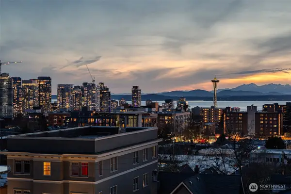 627 13th Avenue E, Seattle, WA 98102