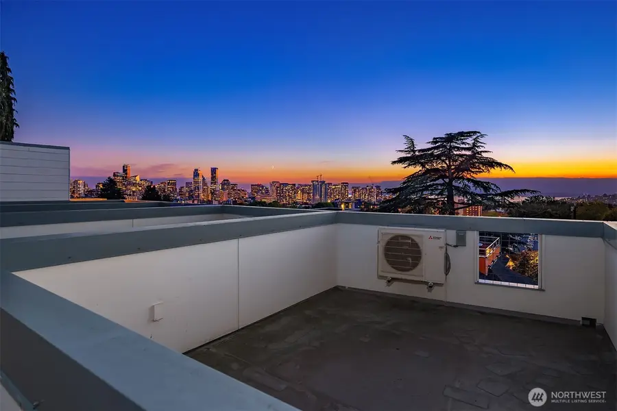 1227 E Roy Street, Seattle, WA 98102 - #2