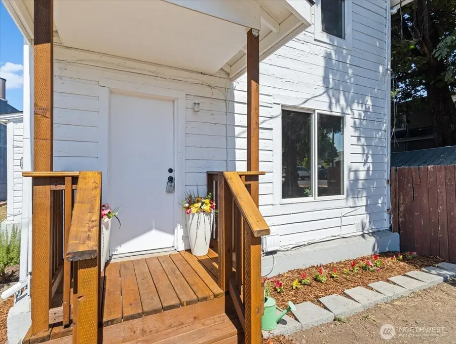 1108 W 14th Street W, Vancouver, WA 98660 - #3