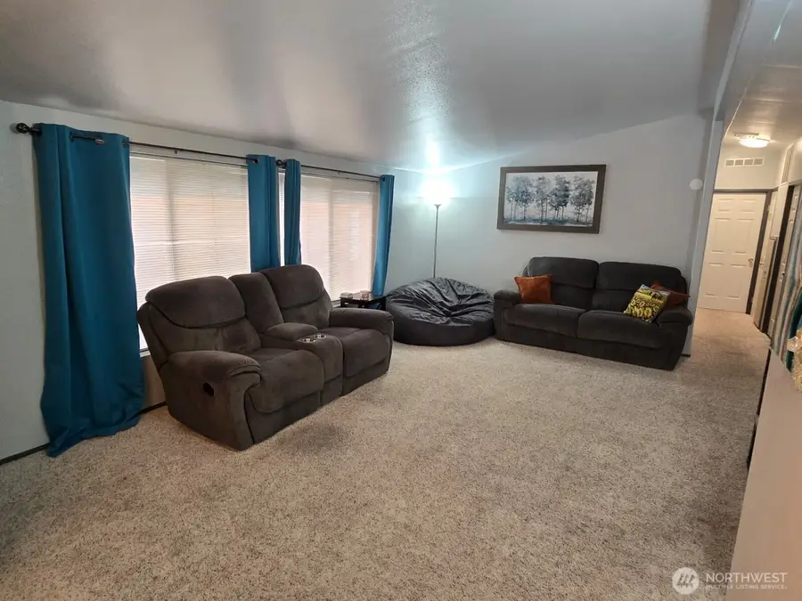 936 S Division Street #54, Moses Lake, WA 98837 - #3