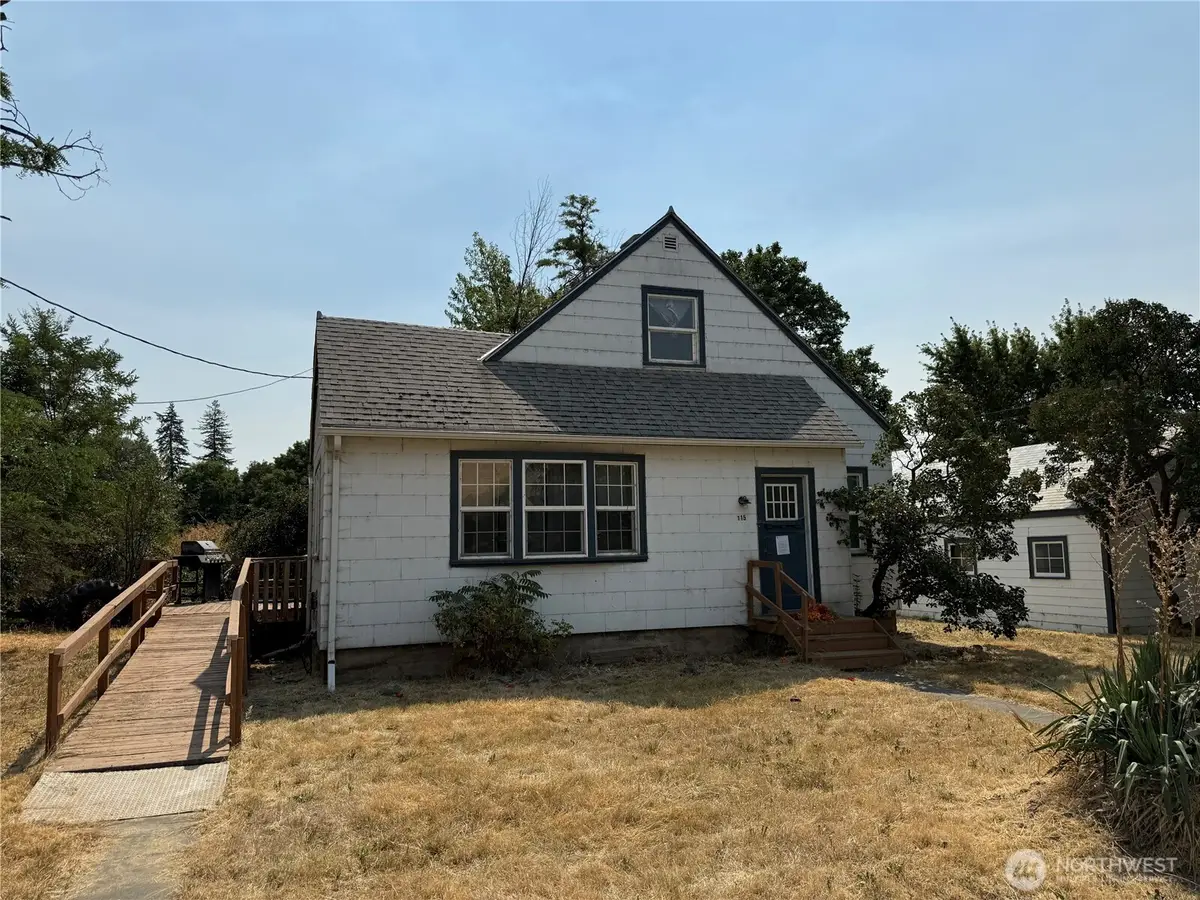 115 W 2nd Street, Waitsburg, WA 99361 - #1