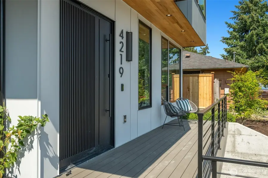 4219 51st Avenue S, Seattle, WA 98118 - #2