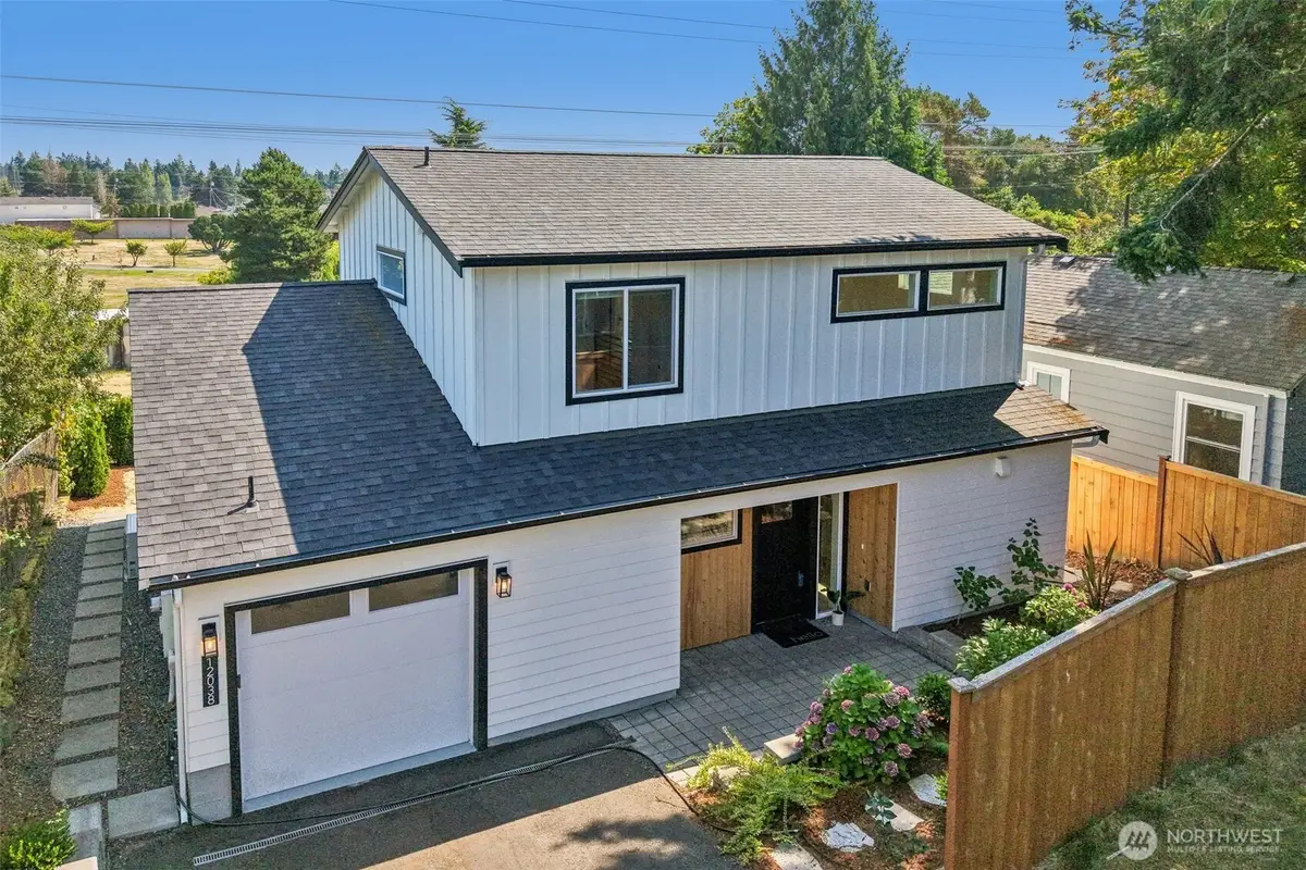 12038 N Park Avenue N, Seattle, WA 98133 - #1