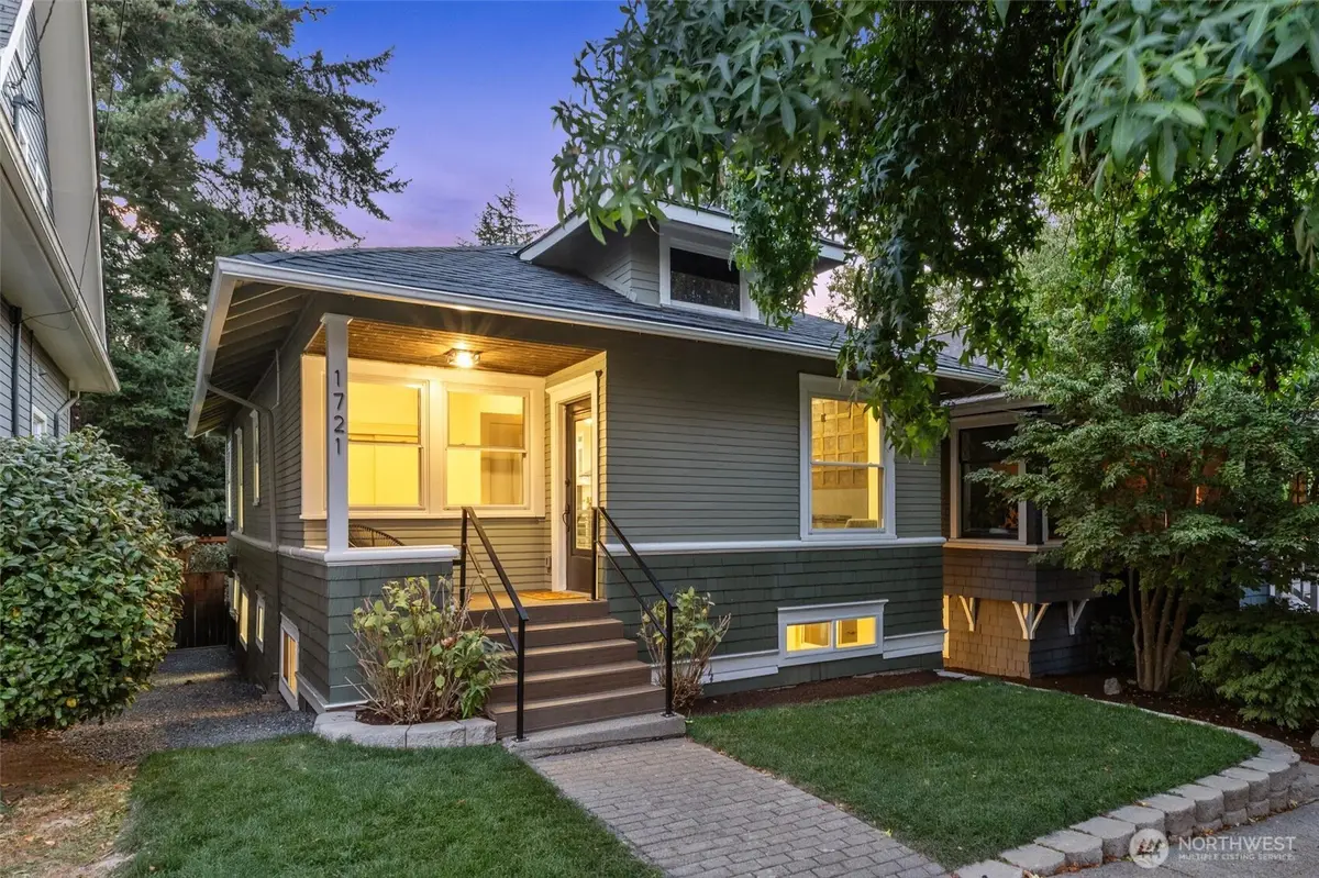1721 3rd Avenue N, Seattle, WA 98109 - #1