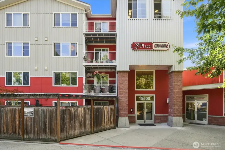19500 Ballinger Wy Ne #204, Shoreline, WA 98155 - #2