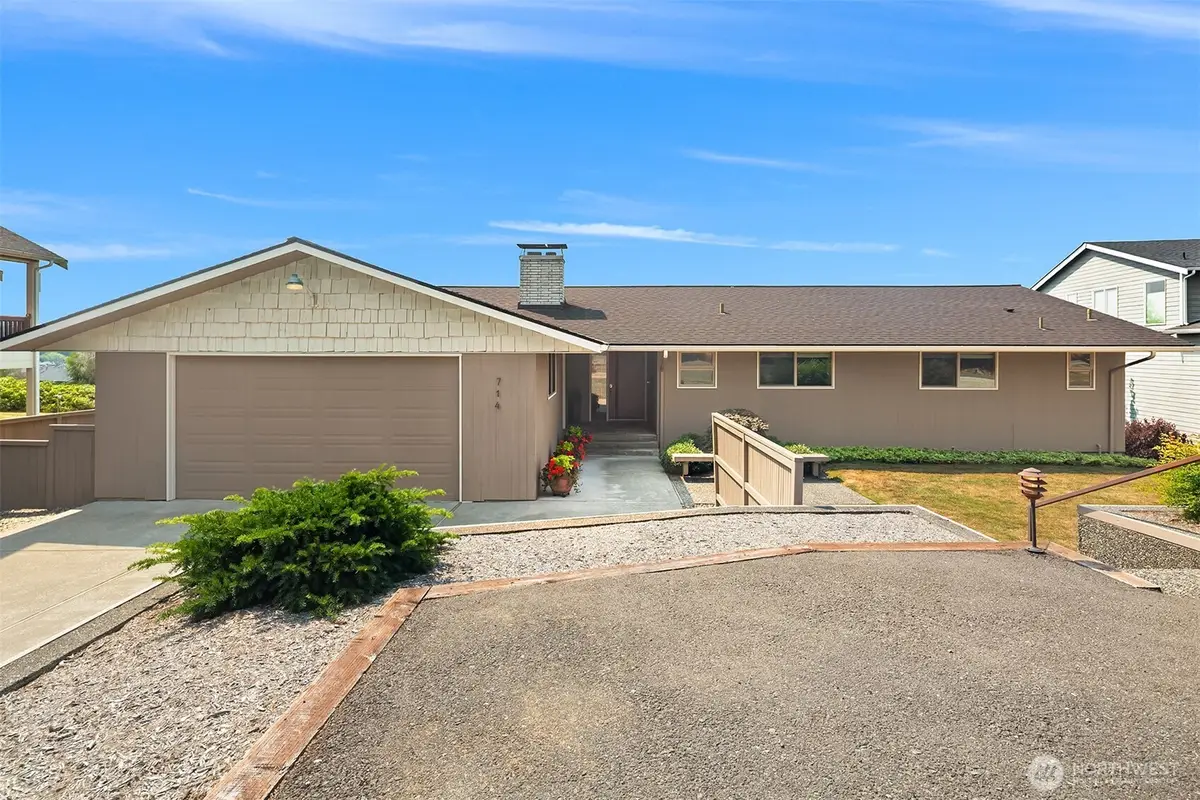 714 79th Avenue Se, Lake Stevens, WA 98258 - #1