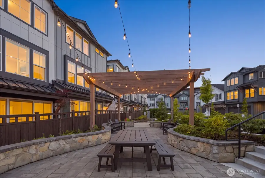 14315 149th Place Ne, Woodinville, WA 98072 - #3