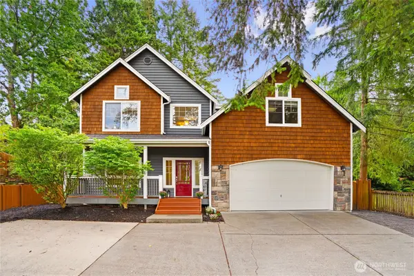 19028 37th Avenue Ne, Lake Forest Park, WA 98155