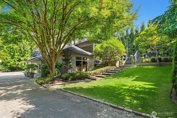 4330 W Cramer Street, Seattle, WA 98199