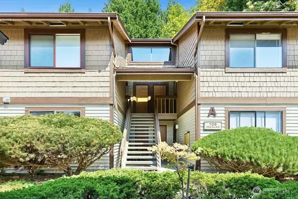 705 143rd Avenue Ne #A2, Bellevue, WA 98007
