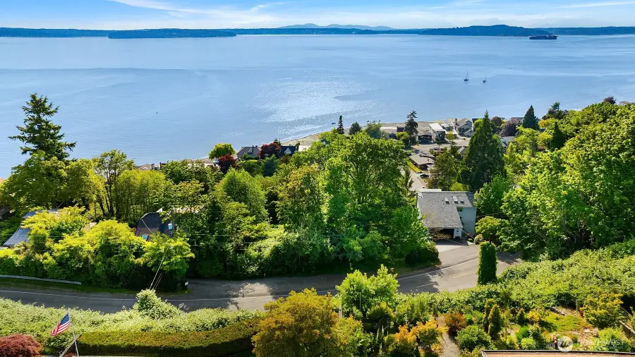 5213 SW Jacobsen Road, Seattle, WA 98033 - #2
