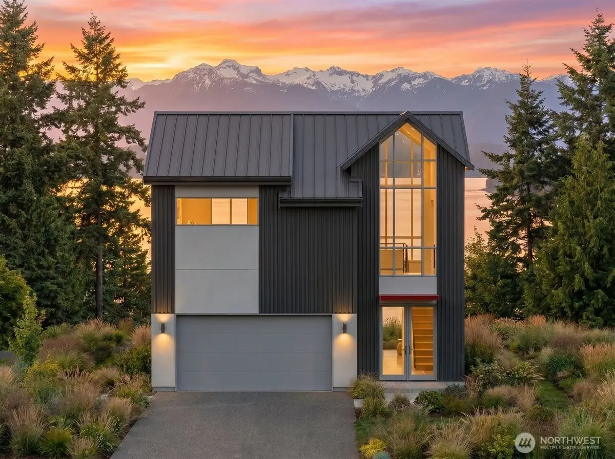 5211 SW Jacobsen Road, Seattle, WA 98136 - #1