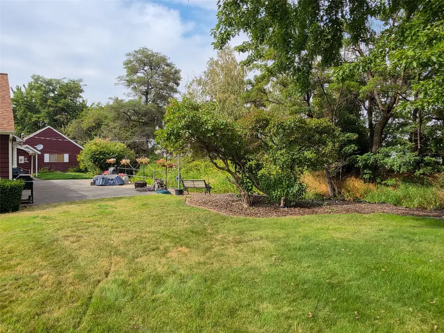 24 Shields Avenue, Milton Freewater, OR 97862 - #3