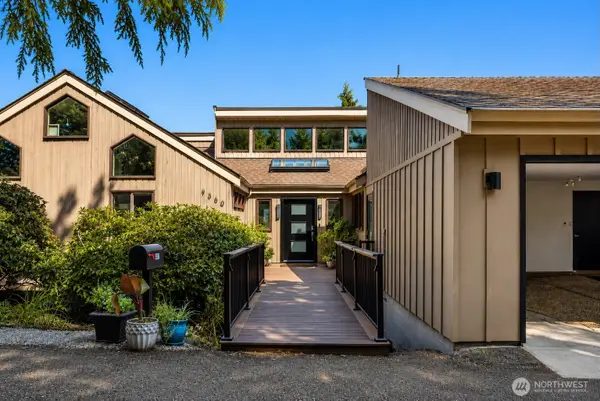 9360 Mercerwood Drive, Mercer Island, WA 98040