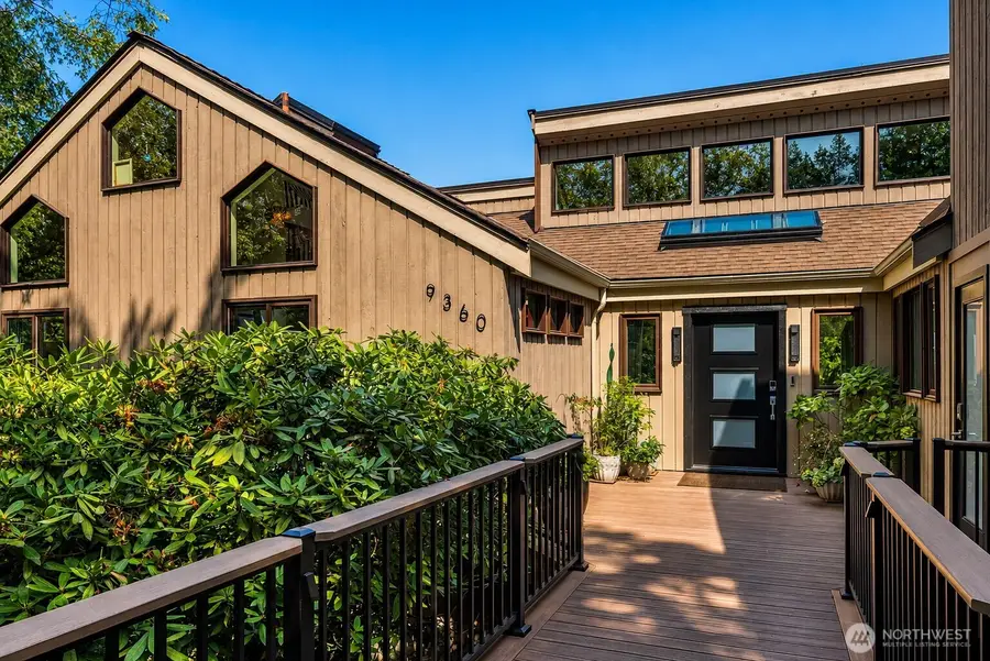 9360 Mercerwood Drive, Mercer Island, WA 98040 - #2