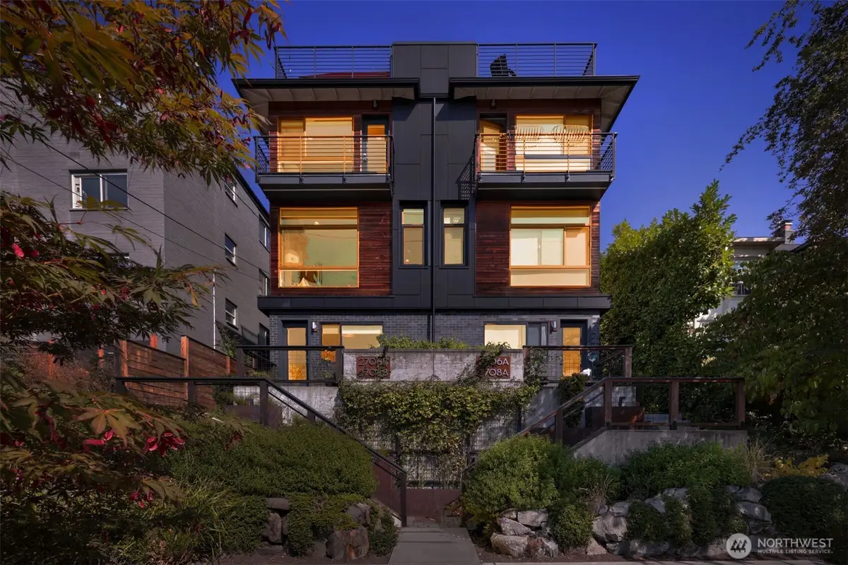 2708 Franklin Avenue E #B, Seattle, WA 98102 - #1