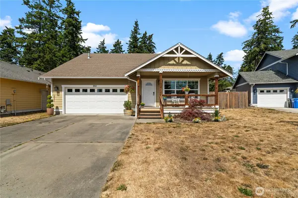 961 NW Longview Drive, Oak Harbor, WA 98277