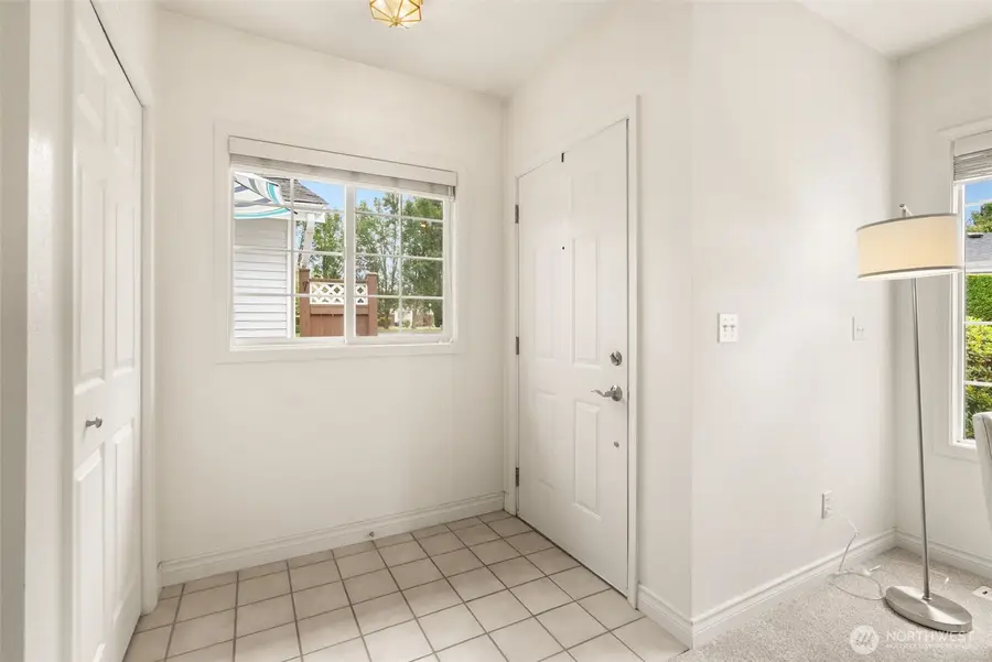 4718 Stratford Lane Se, Olympia, WA 98501 - #3
