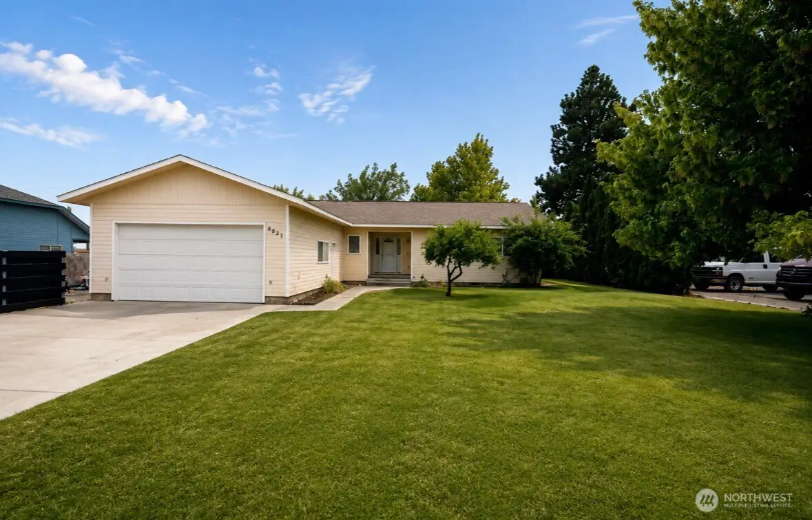 8831 NE Hillcrest Drive, Moses Lake, WA 98837 - #1