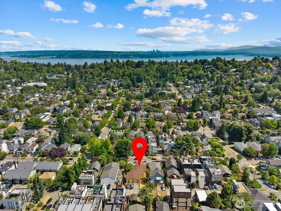 125 27th Avenue E, Seattle, WA 98112 - #2