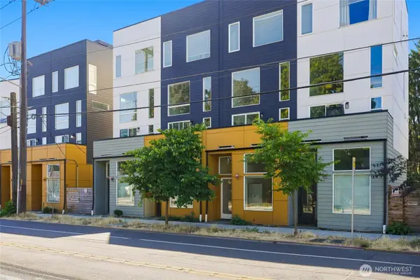 6945 Ellis Avenue S, Seattle, WA 98108