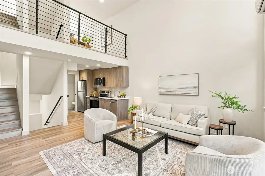 6945 Ellis Avenue S, Seattle, WA 98108 - #2