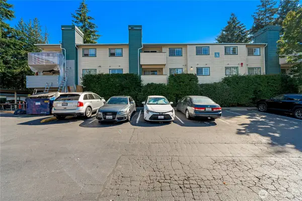 17624 1st Avenue S #A302, Burien, WA 98148