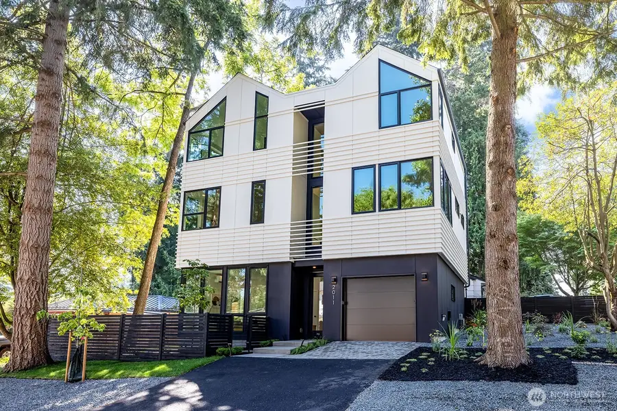 2011 NE 123rd Street, Seattle, WA 98125 - #3
