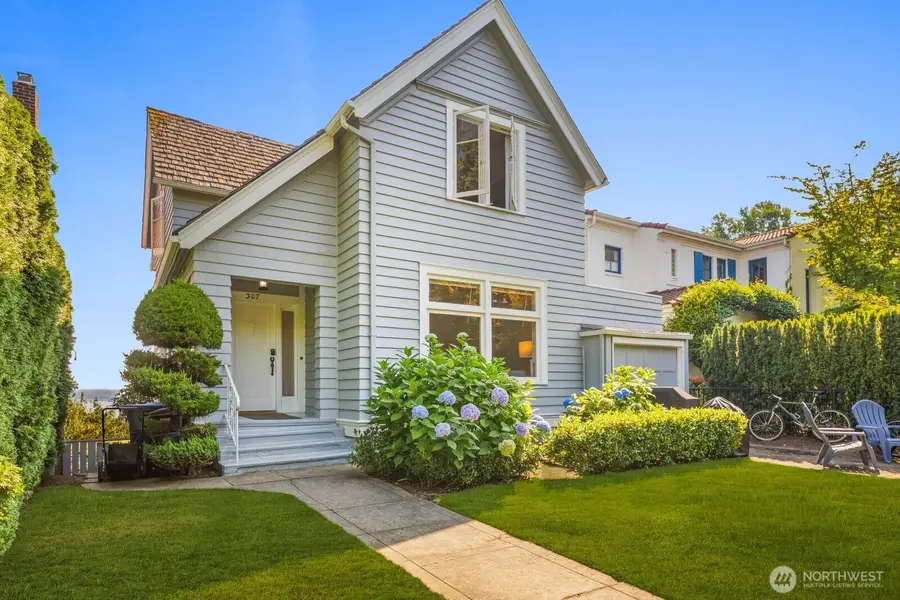 307 W Highland Drive, Seattle, WA 98119 - #3