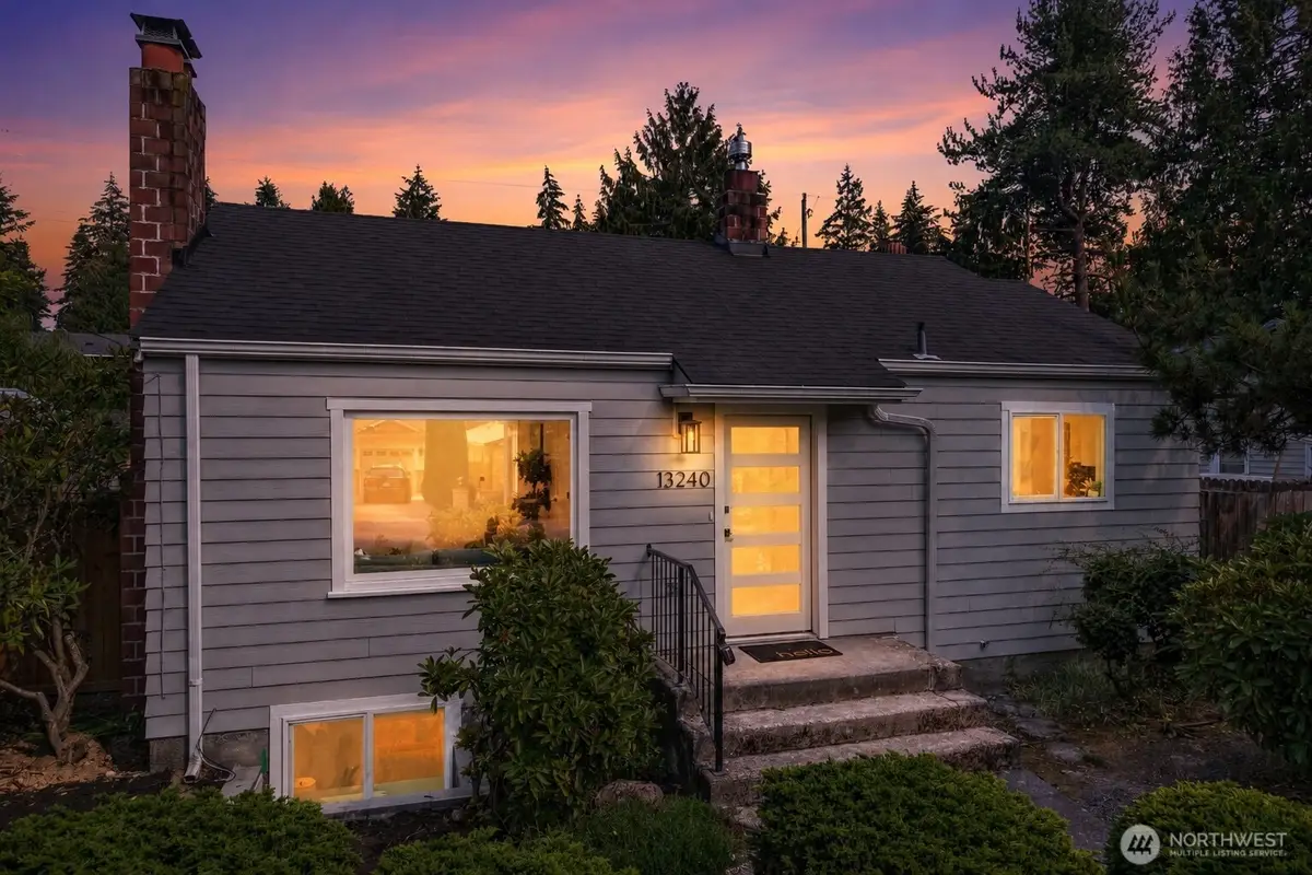 13240 3rd Avenue Nw, Seattle, WA 98177 - #1