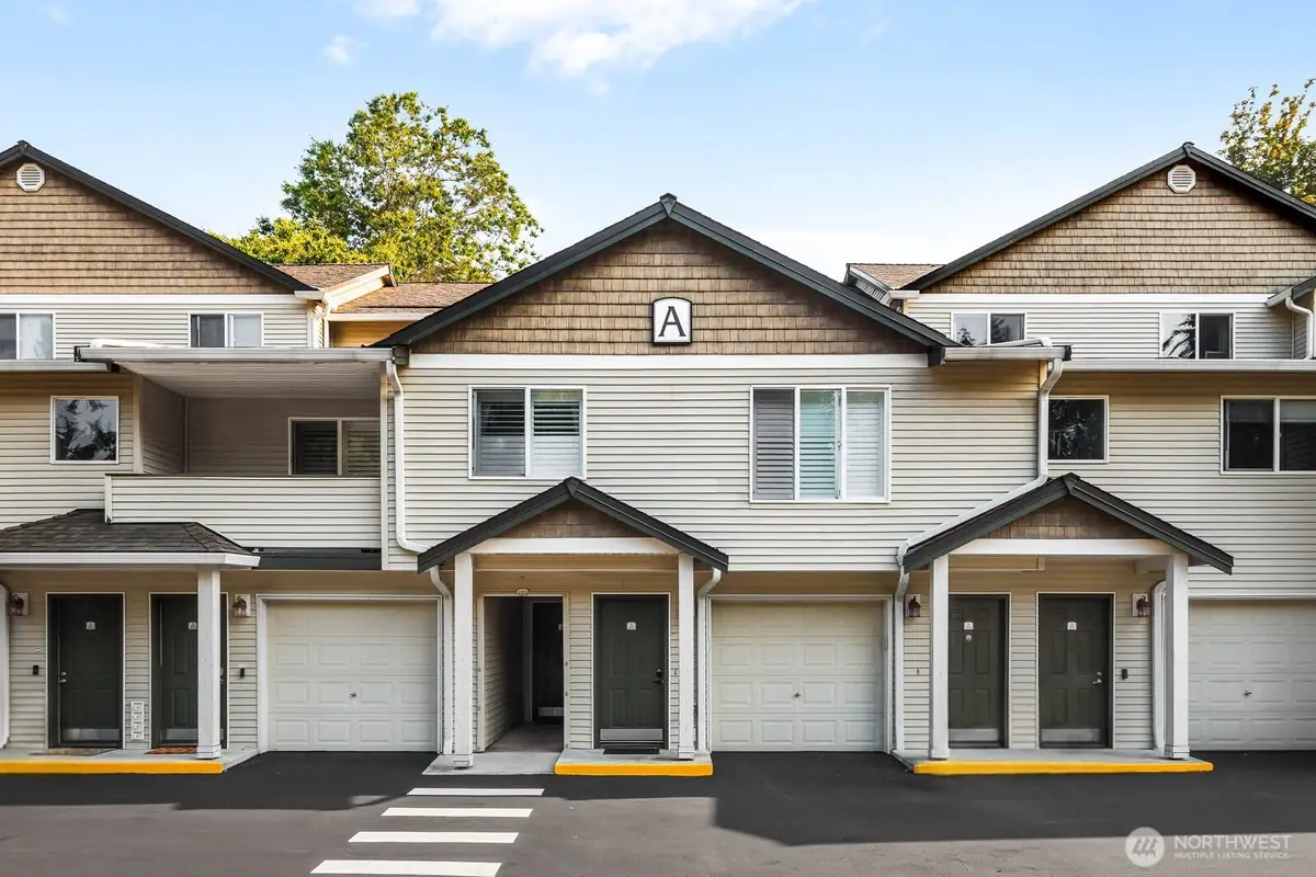 14335 Simonds Rd Ne #A102, Kirkland, WA 98034 - #1