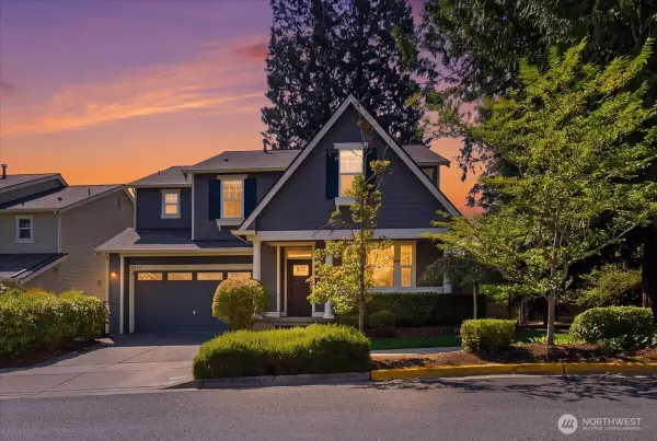 17211 NE 117th Way, Redmond, WA 98052