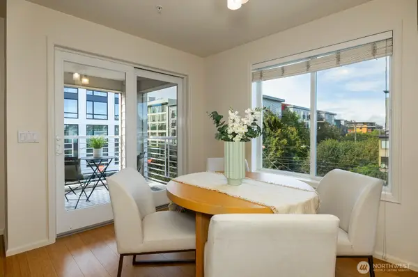 1762 57th Street #403, Seattle, WA 98107