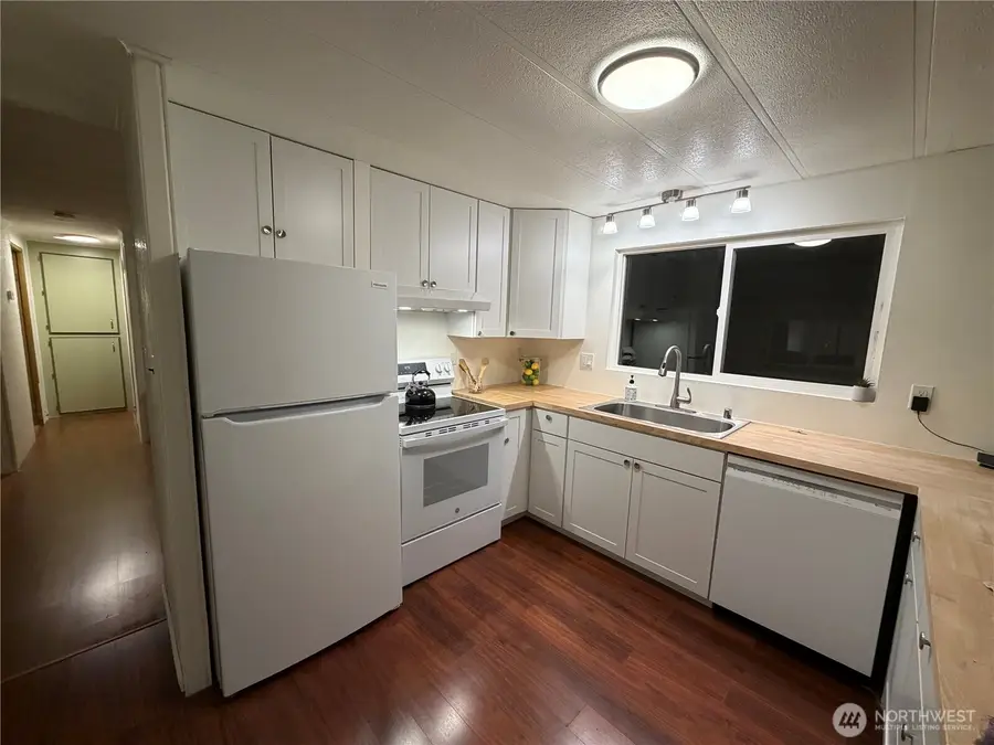 16300 State Hwy 305 Ne #44, Poulsbo, WA 98370 - #3
