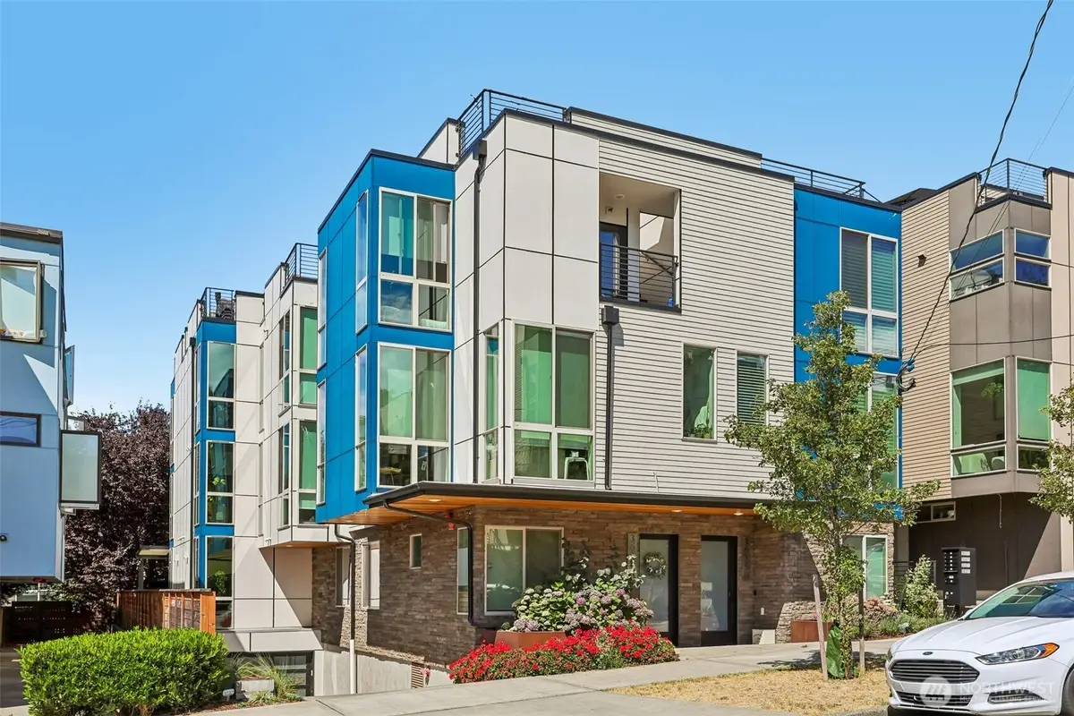 3637 Dayton Ave N, Seattle, WA 98103 - #1