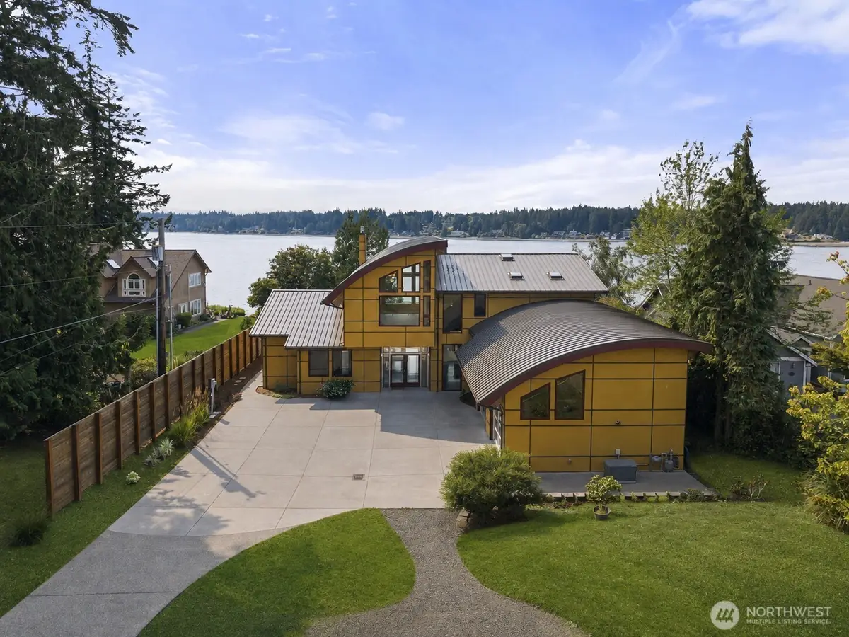 7627 Cooper Point Road Nw, Olympia, WA 98502 - #1