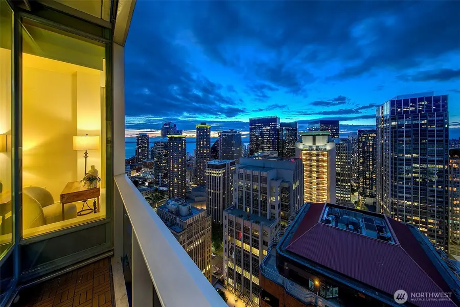 737 Olive Way #3101, Seattle, WA 98101 - #2