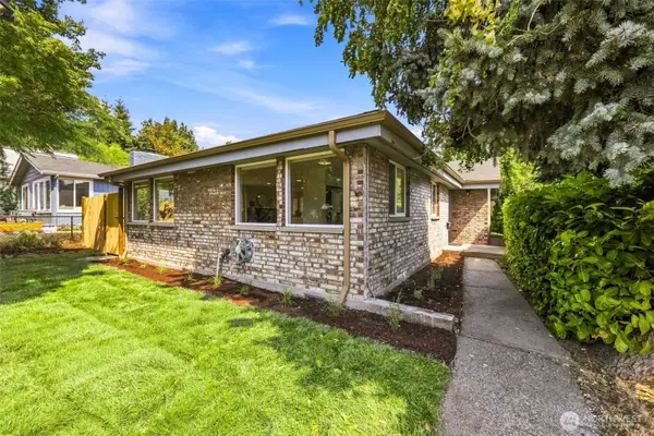 7050 21st Avenue Ne, Seattle, WA 98115
