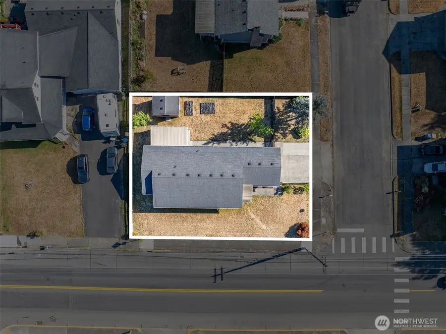 804 Wayne Drive, Centralia, WA 98531 - #2