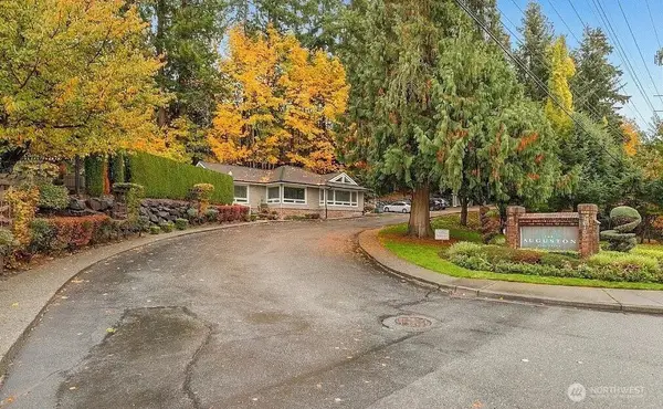 16101 Bothell Everett Hwy #M4, Mill Creek, WA 98012