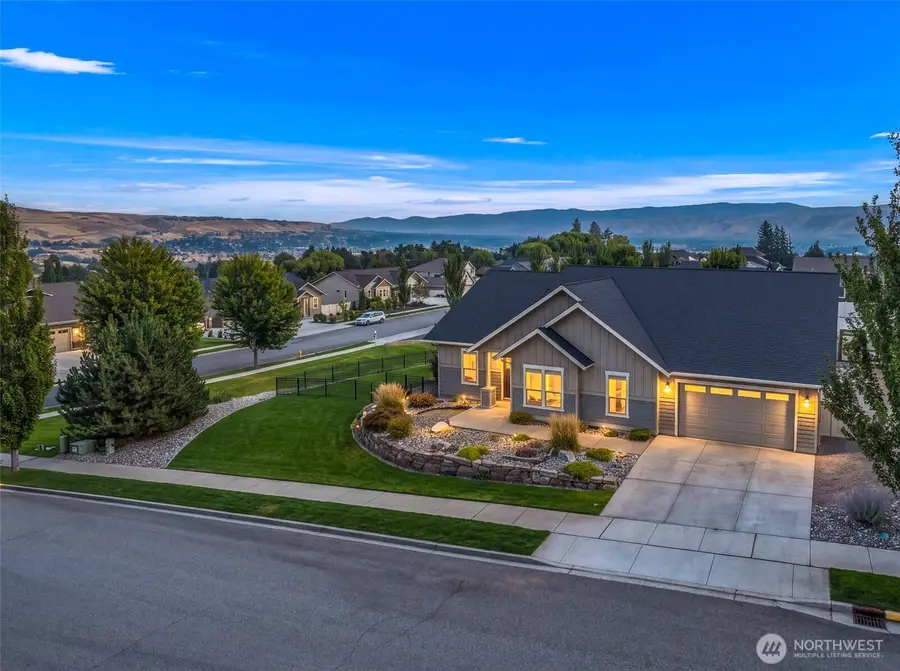 351 Allison Street, Wenatchee, WA 98801 - #2