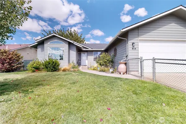 809 SE Tamarack Street, College Place, WA 99324