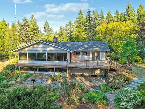 2401 Finn Hill Road, Poulsbo, WA 98370