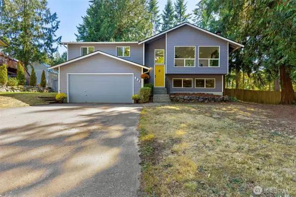 991 Melia Lane Ne, Bremerton, WA 98311